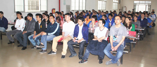 2012年3月1日，潔麗管理升級(jí)動(dòng)員大會(huì)召開