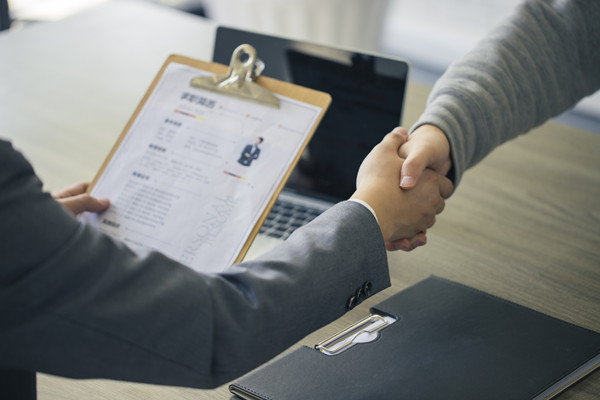 「人力資源管理咨詢」智能化招聘會是招聘的趨勢么？