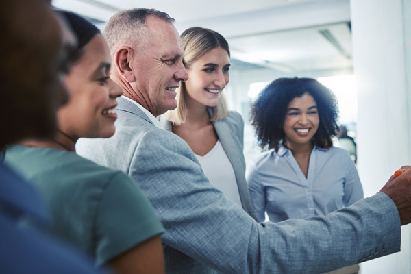 領(lǐng)導(dǎo)力咨詢(xún)：培養(yǎng)領(lǐng)導(dǎo)力，為組織發(fā)展提供有力保障