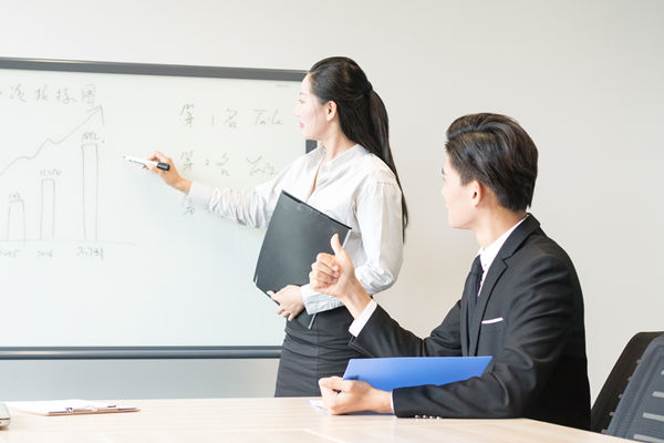 績效培訓(xùn)：提升技能，提高員工績效