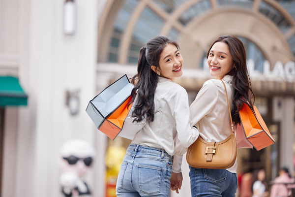 大數(shù)據(jù)驅(qū)動(dòng)精準(zhǔn)營銷，提升品牌知名度與美譽(yù)度