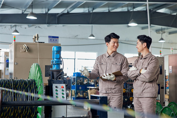 制造業(yè)管理新策略，引領(lǐng)企業(yè)高效運營，提升競爭力