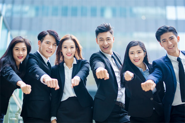 協(xié)同效應：強化內(nèi)部溝通，打造高效協(xié)作團隊