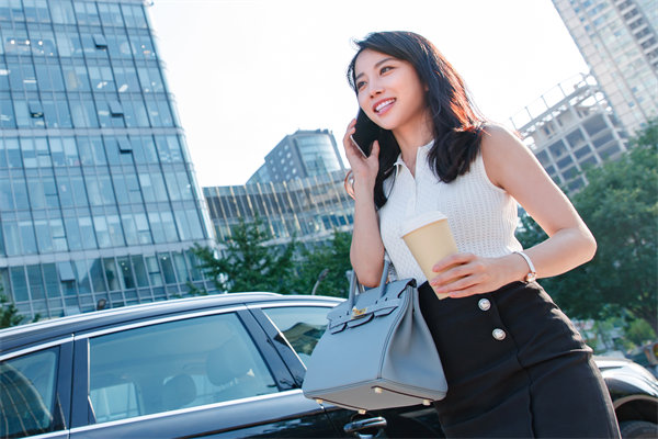 協(xié)同效應(yīng)：強(qiáng)化內(nèi)部溝通，打造高效協(xié)作團(tuán)隊(duì)