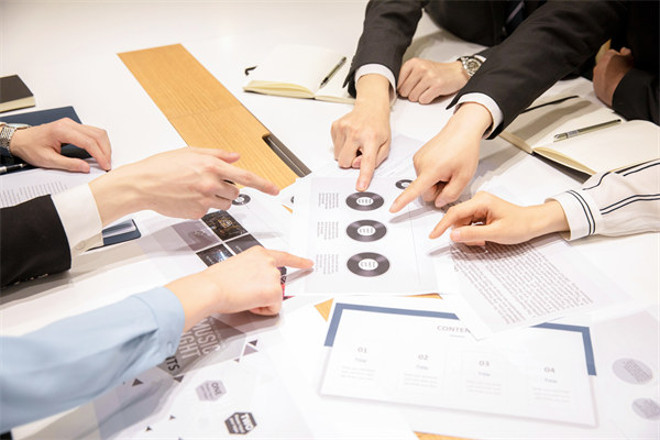 營銷團隊管理：培養(yǎng)高效團隊，提升執(zhí)行力