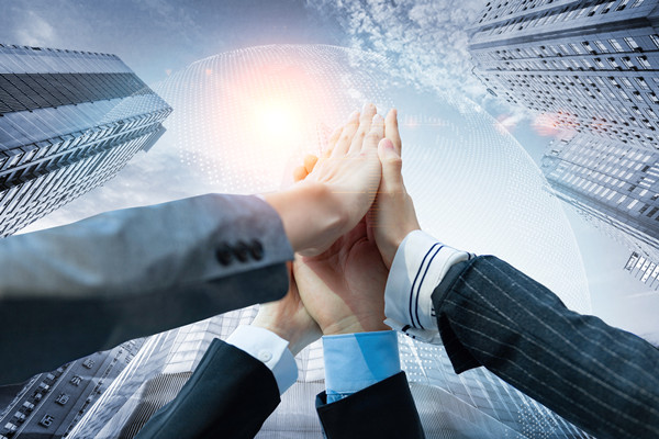 薪酬溝通培訓(xùn)：加強(qiáng)溝通培訓(xùn)，提高員工認(rèn)識(shí)