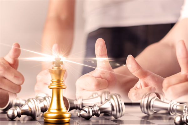 戰(zhàn)略咨詢創(chuàng)新驅(qū)動(dòng)，激發(fā)企業(yè)活力，鑄就長(zhǎng)青基石