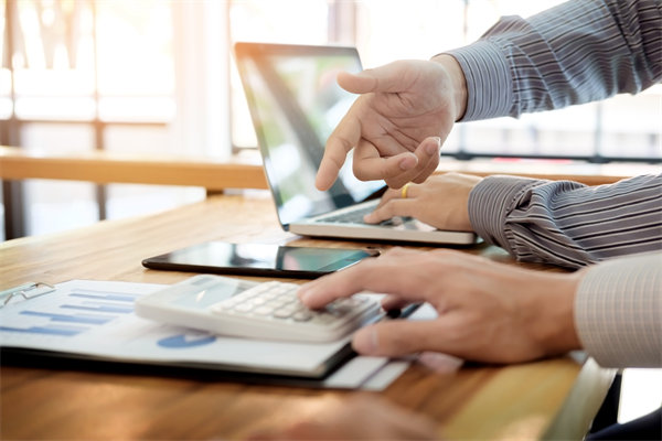 協(xié)同內(nèi)外力量，執(zhí)行經(jīng)營(yíng)計(jì)劃，共創(chuàng)企業(yè)美好明天