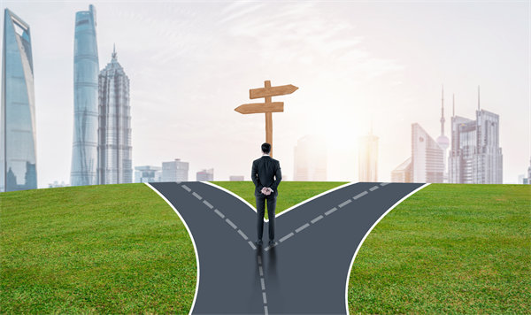 如果一家企業(yè)沒有明確的經(jīng)營(yíng)戰(zhàn)略，會(huì)有什么樣的風(fēng)險(xiǎn)？