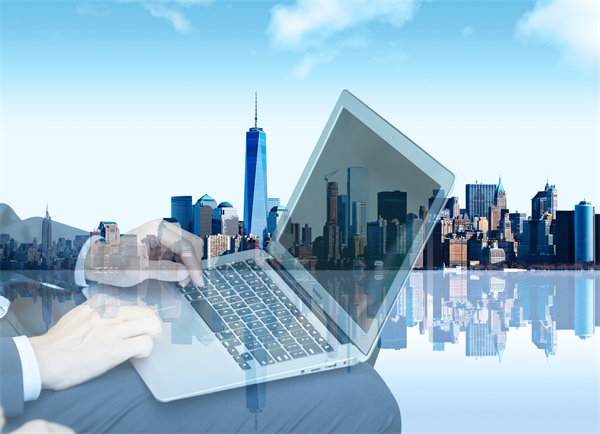 如何根據(jù)企業(yè)戰(zhàn)略調(diào)整組織架構(gòu)以支持未來(lái)發(fā)展？