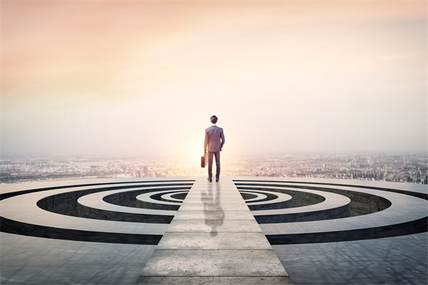 智能制造時代，企業(yè)如何培養(yǎng)跨界融合的復合型人才？