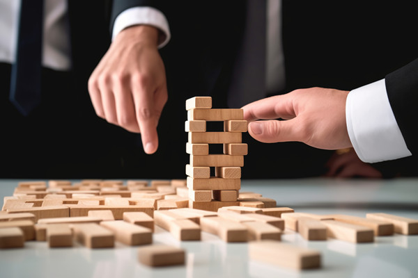 如何優(yōu)化供應(yīng)鏈以應(yīng)對突發(fā)市場需求波動？