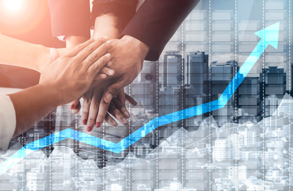 跨部門(mén)協(xié)作中，如何確?？?jī)效指標(biāo)的一致性與協(xié)同性？