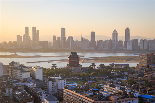 南昌本土管理咨詢公司如何打造差異化服務(wù)，贏得市場(chǎng)認(rèn)可？