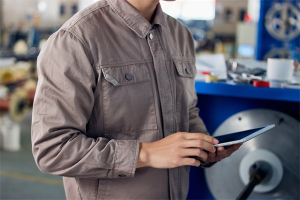 持續(xù)改進(jìn)機(jī)制在精益生產(chǎn)中如何驅(qū)動(dòng)質(zhì)量與成本雙贏？