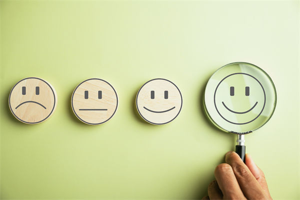 國產(chǎn)手機(jī)均價已逼近4000元，對企業(yè)薪酬管理的啟示