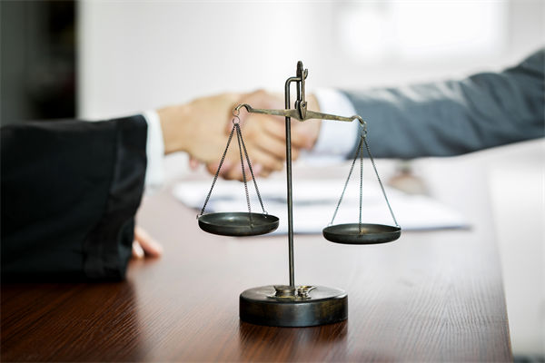 二十國(guó)集團(tuán)里約峰會(huì)將會(huì)卓有成效，對(duì)集團(tuán)管控的啟示