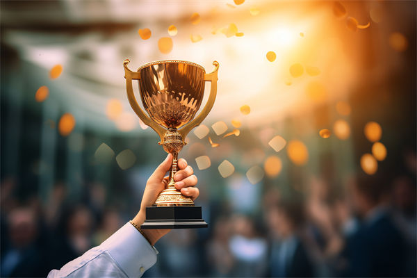 薪酬管理中，如何考慮員工個(gè)人發(fā)展，實(shí)現(xiàn)長(zhǎng)期激勵(lì)？