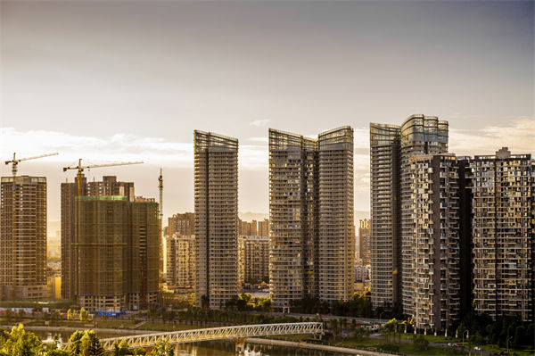 北上廣深樓市集體回暖，對(duì)制造型企業(yè)有何啟示？