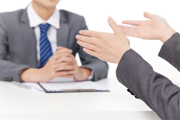 揭秘！看看企業(yè)高級HR是如何玩轉(zhuǎn)人才爭奪大戰(zhàn)的？