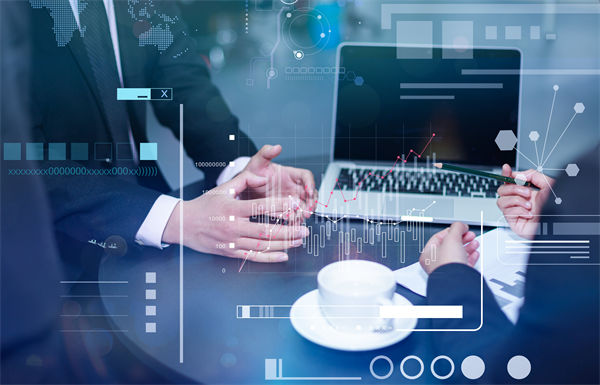 品牌戰(zhàn)略管理中，如何有效應(yīng)對市場變化與消費(fèi)者需求？