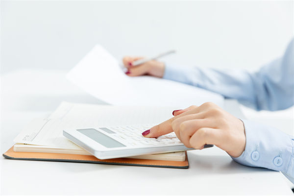 薪酬結構如何設計才能最大化激勵員工積極性？