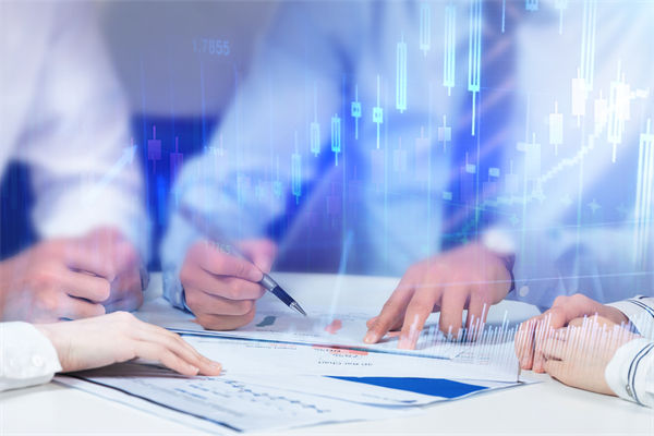 在年度經(jīng)營計劃中，如何設(shè)定既實際又挑戰(zhàn)性的目標(biāo)？