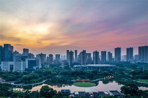 佛山預(yù)算管理咨詢公司如何助力企業(yè)實現(xiàn)預(yù)算精準控制？