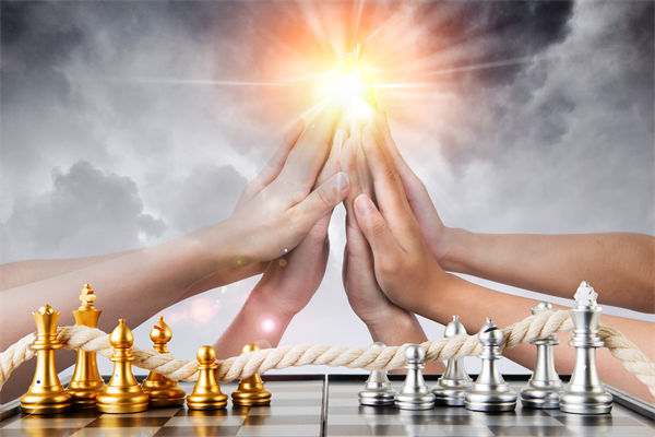 跨部門(mén)溝通障礙重重，管理咨詢(xún)?nèi)绾未罱ǜ咝f(xié)作平臺(tái)？