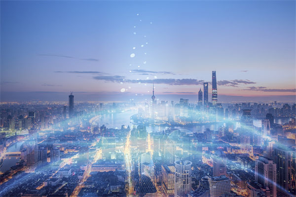 在全球化背景下，企業(yè)如何構(gòu)建競爭優(yōu)勢的戰(zhàn)略框架？