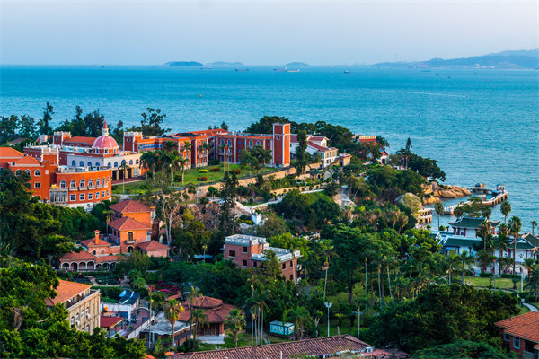 集團(tuán)旗下子公司各自為戰(zhàn)，協(xié)同效應(yīng)全無，廈門集團(tuán)管控咨詢公司如何整合？