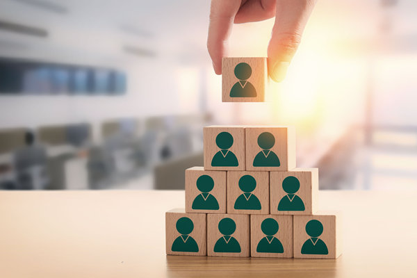 內(nèi)部人才儲(chǔ)備不足，關(guān)鍵崗位青黃不接，人力資源如何應(yīng)對(duì)？