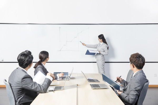 傳統(tǒng)績效評估漏洞百出，績效咨詢如何重塑公正流程？