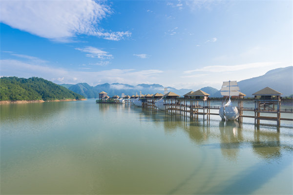 麗水戰(zhàn)略咨詢公司如何為企業(yè)量身定制破局發(fā)展戰(zhàn)略？