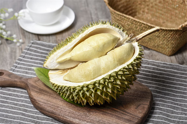 榴蓮價格暴跌50%，有人買了50箱，預(yù)算管理怎么看？