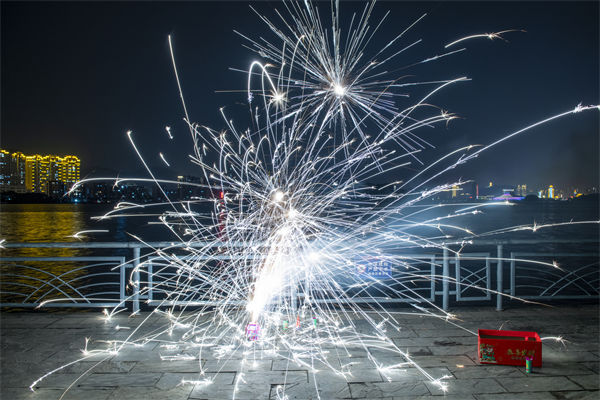 精益生產(chǎn)分析：湖南一花炮廠爆炸，現(xiàn)場升起蘑菇云