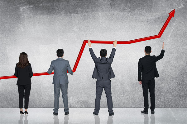 薪酬體系建了又改，管理為何總跟不上戰(zhàn)略步伐？