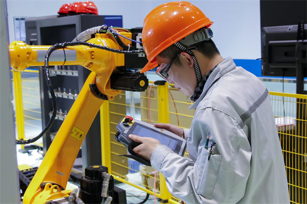 員工抵觸流程變革，數(shù)字化管理轉型如何真正落地？