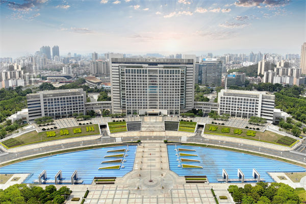 年度計劃寫得漂亮卻落不了地，東莞年度經(jīng)營計劃咨詢公司能抓實嗎？