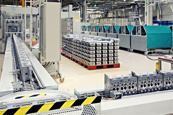 中小企業(yè)應(yīng)用精益生產(chǎn)，面臨哪些特殊挑戰(zhàn)與機(jī)遇？